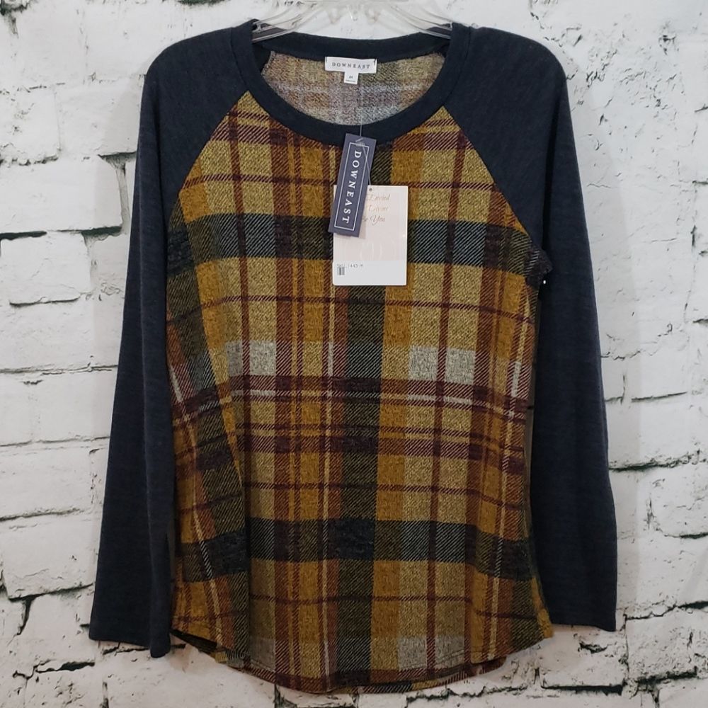 NWT boutique plaid long sleeve top
